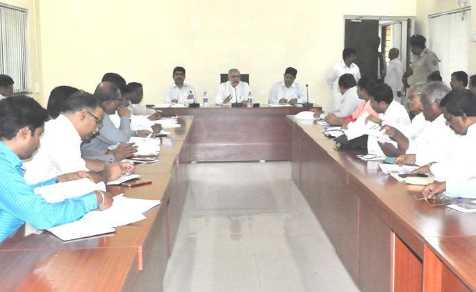 Officer guilty in rehabilitation land allocation case in Solapur district | सोलापूर जिल्ह्यातील पुनर्वसन जमीन वाटप प्रकरणात अधिकारी दोषी Officer guilty in rehabilitation land allocation case in Solapur district | सोलापूर जिल्ह्यातील पुनर्वसन जमीन वाटप प्रकरणात अधिकारी दोषी