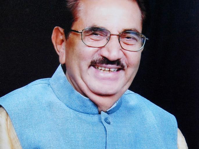 Movement to accommodate Dhangars in Tribal Reservation; Tribal MLAs will meet governors- Madhukar Pichad | धनगरांना आदिवासींच्या आरक्षणात सामावून घेण्याच्या हालचाली; आदिवासी आमदार राज्यपालांना भेटणार- मधुकर पिचड Movement to accommodate Dhangars in Tribal Reservation; Tribal MLAs will meet governors- Madhukar Pichad | धनगरांना आदिवासींच्या आरक्षणात सामावून घेण्याच्या हालचाली; आदिवासी आमदार राज्यपालांना भेटणार- मधुकर पिचड