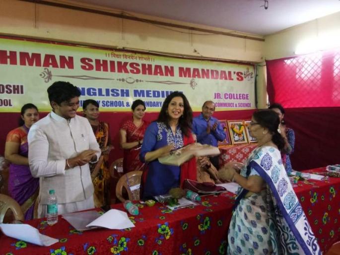 School, Teacher's contribution to the quality of the children's qualitative career: Madhura Velankar | मुलांच्या गुणात्मक करिअरमध्ये शाळा, शिक्षक यांचे मोठे योगदान : मधुरा वेलणकर School, Teacher's contribution to the quality of the children's qualitative career: Madhura Velankar | मुलांच्या गुणात्मक करिअरमध्ये शाळा, शिक्षक यांचे मोठे योगदान : मधुरा वेलणकर