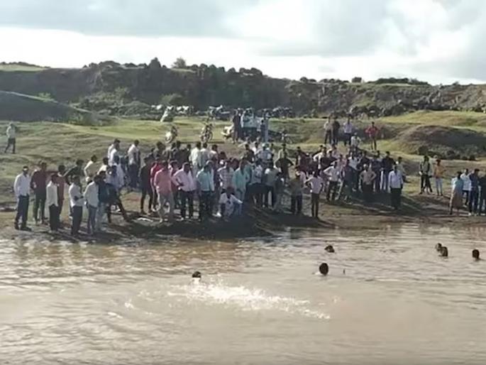 3 dead bodies found in garbage collection center, 2 children drowned in lake, sensation due to shocking incidents | कचरा संग्रहण केंद्रात सापडले ३ मृतदेह, तर तलावात बुडाली दोन मुले, धक्कादायक घटनांमुळे खळबळ 3 dead bodies found in garbage collection center, 2 children drowned in lake, sensation due to shocking incidents | कचरा संग्रहण केंद्रात सापडले ३ मृतदेह, तर तलावात बुडाली दोन मुले, धक्कादायक घटनांमुळे खळबळ