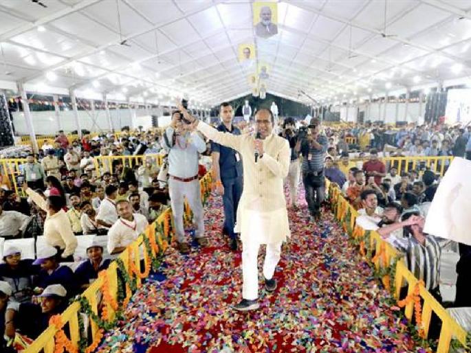 Inauguration of 'Mukhyamantri Shika-Kamwa' scheme, 60 thousand youths given jobs; Madhya Pradesh created another new history | मध्य प्रदेशने आणखी एक नवा इतिहास रचला! 'मुख्यमंत्री शिका-कमवा' योजना केली सुरू Inauguration of 'Mukhyamantri Shika-Kamwa' scheme, 60 thousand youths given jobs; Madhya Pradesh created another new history | मध्य प्रदेशने आणखी एक नवा इतिहास रचला! 'मुख्यमंत्री शिका-कमवा' योजना केली सुरू