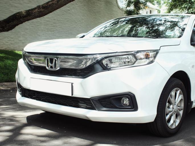 Honda Amaze CNG Variant Spied Testing; will fight with Maruti Dzire CNG, Hyundai Aura CNG | Honda Amaze: अमेझिंग! CNG कारच्या स्पर्धेत आणखी एक बडी कंपनी उतरणार; मारुतीच्या डिझायरला टक्कर देणार Honda Amaze CNG Variant Spied Testing; will fight with Maruti Dzire CNG, Hyundai Aura CNG | Honda Amaze: अमेझिंग! CNG कारच्या स्पर्धेत आणखी एक बडी कंपनी उतरणार; मारुतीच्या डिझायरला टक्कर देणार