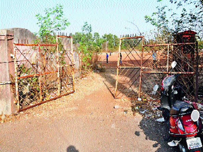 Magar Ground News | मगर मैदानाचे गोदाम, दुरवस्था झाल्याने खेळाडूंमध्ये नाराजीचा सूर Magar Ground News | मगर मैदानाचे गोदाम, दुरवस्था झाल्याने खेळाडूंमध्ये नाराजीचा सूर