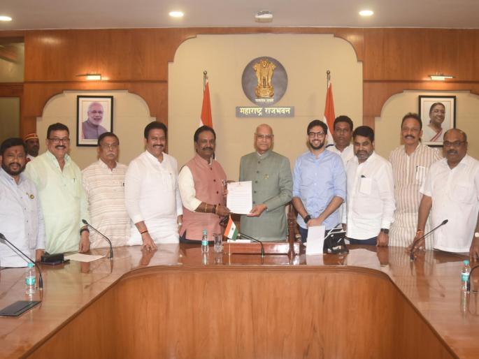 maha vikas aghadi delegation meets governor ramesh bais know what exactly is the reason | महाविकास आघाडीचे शिष्टमंडळ राजभवनावर, राज्यपालांची भेट घेतली; नेमके कारण काय? maha vikas aghadi delegation meets governor ramesh bais know what exactly is the reason | महाविकास आघाडीचे शिष्टमंडळ राजभवनावर, राज्यपालांची भेट घेतली; नेमके कारण काय?