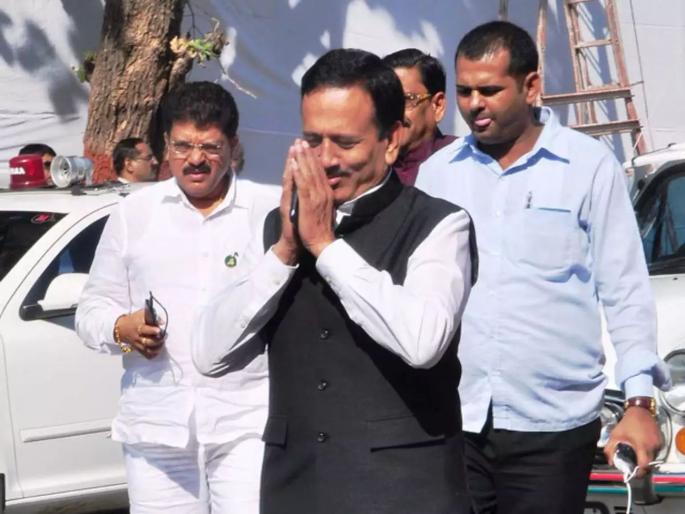 Minister Girish Mahajan rejects additional Y+ security; Letter sent to the Director General of Police | मंत्री गिरीश महाजनांनी अतिरिक्त Y+ सुरक्षा नाकारली; पोलीस महासंचालकांना पत्र Minister Girish Mahajan rejects additional Y+ security; Letter sent to the Director General of Police | मंत्री गिरीश महाजनांनी अतिरिक्त Y+ सुरक्षा नाकारली; पोलीस महासंचालकांना पत्र