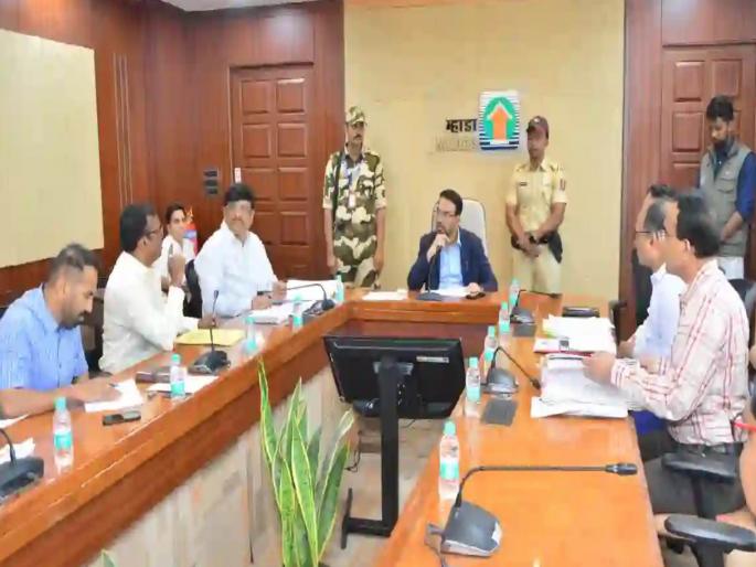 demolish houses on land reserved for schools clear the land instructions of vice president of mhada in mumbai | शाळेसाठी आरक्षित जमिनीवरील घरे पाडा; जमीन मोकळी करा; म्हाडाच्या उपाध्यक्षांचे निर्देश demolish houses on land reserved for schools clear the land instructions of vice president of mhada in mumbai | शाळेसाठी आरक्षित जमिनीवरील घरे पाडा; जमीन मोकळी करा; म्हाडाच्या उपाध्यक्षांचे निर्देश