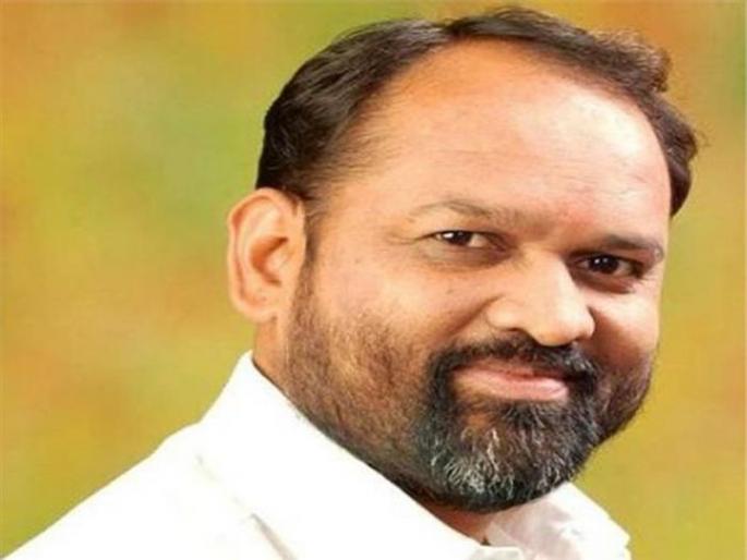 Milk supply to Mumbai in police custody | पोलीस बंदोबस्तात मुंबईला दूधपुरवठा Milk supply to Mumbai in police custody | पोलीस बंदोबस्तात मुंबईला दूधपुरवठा