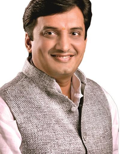 Kolhapur: Khadi should be reached at everybody's house; Dhananjay Mahadik | कोल्हापूर : प्रत्येकाच्या घरी ‘खादी’ पोहोचली पाहिजे : धनंजय महाडिक Kolhapur: Khadi should be reached at everybody's house; Dhananjay Mahadik | कोल्हापूर : प्रत्येकाच्या घरी ‘खादी’ पोहोचली पाहिजे : धनंजय महाडिक