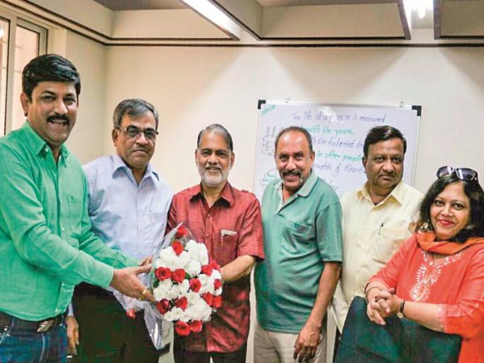 Sunil Mahajan's unanimous selection on the All India Marathi Natya Parishad | अखिल भारतीय मराठी नाट्यपरिषदेवर सुनील महाजन यांची बिनविरोध निवड Sunil Mahajan's unanimous selection on the All India Marathi Natya Parishad | अखिल भारतीय मराठी नाट्यपरिषदेवर सुनील महाजन यांची बिनविरोध निवड