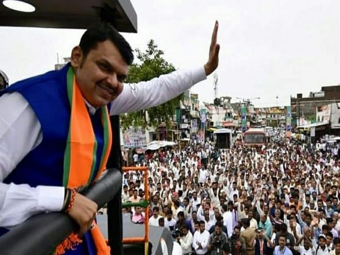 Shiv Sena corporators came on front to welcome Mahajanesh Yatra, aspirant candidate pain in to the stomach | 'महाजनादेश'च्या स्वागताला शिवसेना नगरसेवक पुढे आले, इच्छुकांच्या पोटात धस्स झाले! Shiv Sena corporators came on front to welcome Mahajanesh Yatra, aspirant candidate pain in to the stomach | 'महाजनादेश'च्या स्वागताला शिवसेना नगरसेवक पुढे आले, इच्छुकांच्या पोटात धस्स झाले!