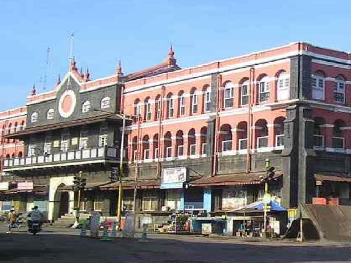 Kolhapur Municipal Corporation Primary Education Committee has not had a full time education officer for the past eleven years | कोल्हापूरची शैक्षणिक गुणवत्ता खड्ड्यात, मनपाला मिळेना पूर्णवेळ शिक्षणाधिकारी; अकरा वर्षांपासून ‘प्रभारीं’कडे कारभार Kolhapur Municipal Corporation Primary Education Committee has not had a full time education officer for the past eleven years | कोल्हापूरची शैक्षणिक गुणवत्ता खड्ड्यात, मनपाला मिळेना पूर्णवेळ शिक्षणाधिकारी; अकरा वर्षांपासून ‘प्रभारीं’कडे कारभार