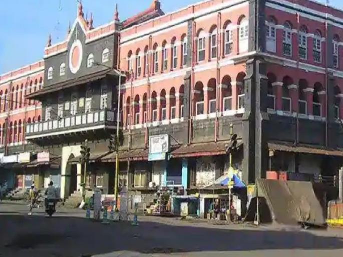 Poor management of Urban Planning Department of Kolhapur Municipal Corporation | पायऱ्या झिजवून नवरा मेला, माझा जीव हाय तोवर न्याय द्या Poor management of Urban Planning Department of Kolhapur Municipal Corporation | पायऱ्या झिजवून नवरा मेला, माझा जीव हाय तोवर न्याय द्या