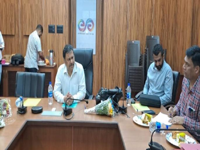 Initiate various activities including book festivals, seminars for the propagation of Marathi language, instructions of the Principal Secretary | मराठी भाषेच्या प्रसारासाठी ग्रंथोत्सव, चर्चासत्रासह विविध उपक्रम सुरू करा, प्रधान सचिवांचे निर्देश Initiate various activities including book festivals, seminars for the propagation of Marathi language, instructions of the Principal Secretary | मराठी भाषेच्या प्रसारासाठी ग्रंथोत्सव, चर्चासत्रासह विविध उपक्रम सुरू करा, प्रधान सचिवांचे निर्देश