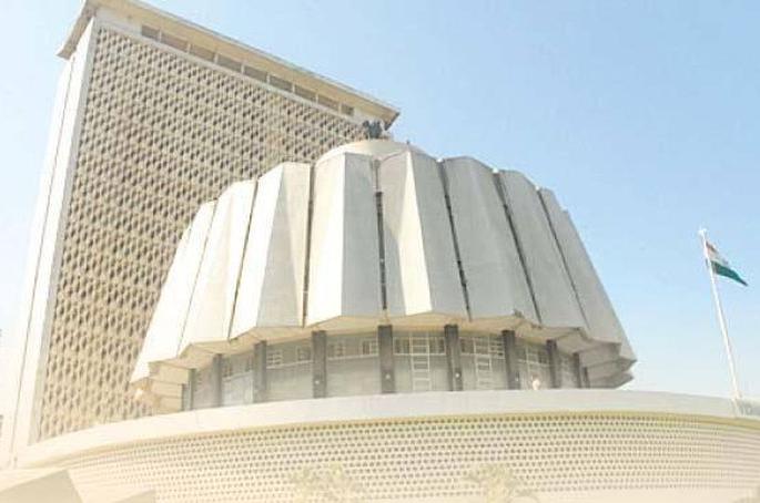 Maharashtra cabinet expansion: Akola deprived from minister | Maharashtra cabinet expansion : अकोला जिल्हा मंत्रिपदापासून वंचित