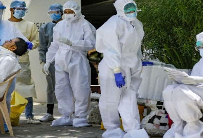 Coronavirus Update More than 5000 coronavirus cases recorded in Mumbai for the second day in a row | Coronavirus Update : मुंबईत सलग दुसऱ्या दिवशी पाच हजारांपेक्षा अधिक कोरोनाबाधितांची नोंद