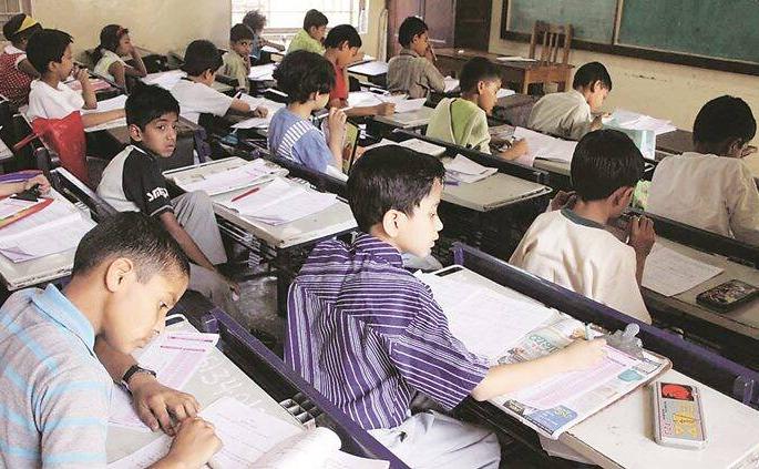 Classes 5th to 8th will start from January 27 in the state | २७ जानेवारीपासून राज्यात सुरु होणार ५वी ते ८वीचे वर्ग Classes 5th to 8th will start from January 27 in the state | २७ जानेवारीपासून राज्यात सुरु होणार ५वी ते ८वीचे वर्ग