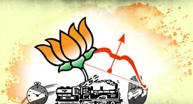Maharashtra Elections 2019: Mumbai, Konkan in front; Will the Western Maharashtra save the Congress-NCP? | महाराष्ट्र निवडणूक २०१९: मुंबई, कोकणात आघाडीला फटका; तर पश्चिम महाराष्ट्र काँग्रेस-राष्ट्रवादीला तारणार? Maharashtra Elections 2019: Mumbai, Konkan in front; Will the Western Maharashtra save the Congress-NCP? | महाराष्ट्र निवडणूक २०१९: मुंबई, कोकणात आघाडीला फटका; तर पश्चिम महाराष्ट्र काँग्रेस-राष्ट्रवादीला तारणार?