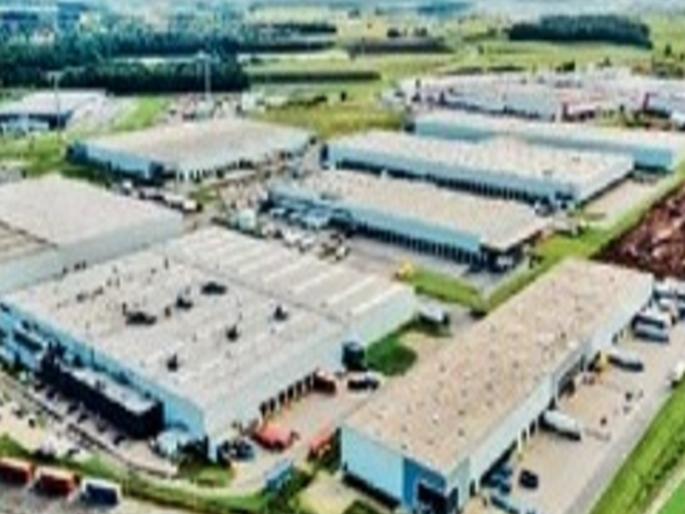 Maharashtra Logistic Hub | महाराष्ट्र ‘लॉजिस्टिक हब’ होणार; राज्य सरकारने आखली योजना Maharashtra Logistic Hub | महाराष्ट्र ‘लॉजिस्टिक हब’ होणार; राज्य सरकारने आखली योजना