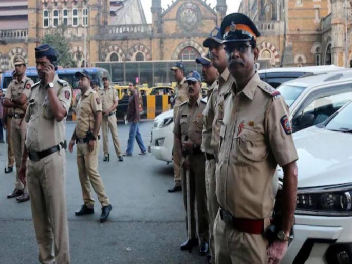 What happened to the 8-hour duty of the police? 8-hour duty is possible if manpower is increased | पोलिसांच्या ८ तासांच्या ड्युटीचे काय झाले? मनुष्यबळ वाढल्यास ८ तासांची ड्युटी शक्य What happened to the 8-hour duty of the police? 8-hour duty is possible if manpower is increased | पोलिसांच्या ८ तासांच्या ड्युटीचे काय झाले? मनुष्यबळ वाढल्यास ८ तासांची ड्युटी शक्य