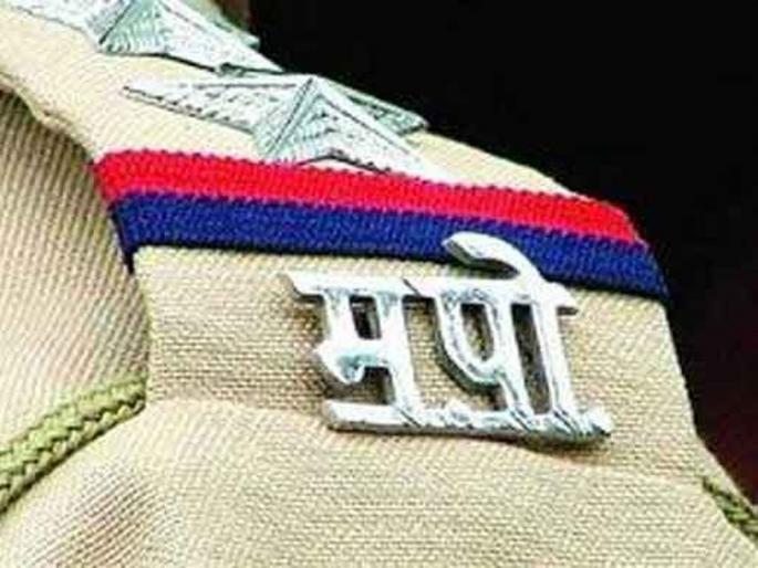 cheated the police by asking them to pay online by sending messages on WhatsApp | व्हॉट्सॲपवर मॅसेज पाठवत ऑनलाइन पेमेंट करण्यास सांगून केली पोलिसांचीच फसवणूक cheated the police by asking them to pay online by sending messages on WhatsApp | व्हॉट्सॲपवर मॅसेज पाठवत ऑनलाइन पेमेंट करण्यास सांगून केली पोलिसांचीच फसवणूक