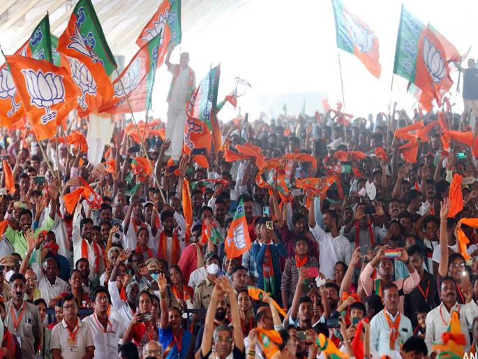 Editorial Special Articles then a new khichdi will be cooked in Maharashtra! If there is too much pressure from above to live together, rebellion will break out. | ..तर महाराष्ट्रात एक नवीन 'खिचडी' पकेल! एकत्र राहण्यासाठी वरून खूपच दबाव आला तर बंडखोरीचे पेव फुटेल