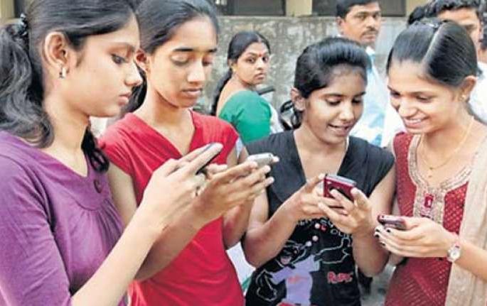 29% for 10th and 25.87% for 12th; Results of supplementary examination announced | दहावीचा २९ टक्के, तर बारावीचा २५.८७ टक्के निकाल; पुरवणी परीक्षेचे निकाल घोषित 29% for 10th and 25.87% for 12th; Results of supplementary examination announced | दहावीचा २९ टक्के, तर बारावीचा २५.८७ टक्के निकाल; पुरवणी परीक्षेचे निकाल घोषित