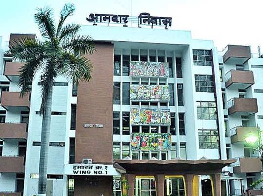 .. So where will the MLAs stop in the winter session? Even after two years, the work of MLA's residence is still incomplete | .. तर हिवाळी अधिवेशनात आमदार थांबणार कुठे? दोन वर्षानंतरही आमदार निवासाचे काम अपूर्णच .. So where will the MLAs stop in the winter session? Even after two years, the work of MLA's residence is still incomplete | .. तर हिवाळी अधिवेशनात आमदार थांबणार कुठे? दोन वर्षानंतरही आमदार निवासाचे काम अपूर्णच