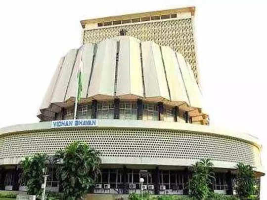 197 polling stations in Solapur district for constituency voting for teachers and graduates | शिक्षक, पदवीधरच्या मतदानासाठी सोलापूर जिल्ह्यात १९७ मतदान केंद्रे