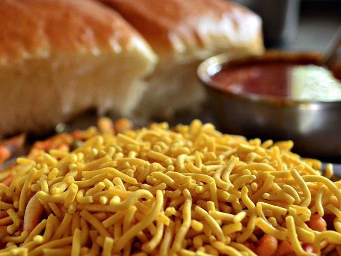 Visit to Pune? Then tastes exactly like this mixture. | पुण्याला भेट देताय? मग इथली मिसळ नक्की चाखून या. Visit to Pune? Then tastes exactly like this mixture. | पुण्याला भेट देताय? मग इथली मिसळ नक्की चाखून या.