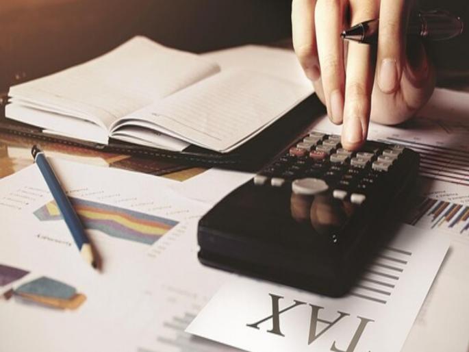 Maharashtra's economic strength is astonishing; 73% of revenue comes from the state itself | महाराष्ट्राची आर्थिक ताकद थक्क करणारी; ७३% महसूल राज्यातूनच Maharashtra's economic strength is astonishing; 73% of revenue comes from the state itself | महाराष्ट्राची आर्थिक ताकद थक्क करणारी; ७३% महसूल राज्यातूनच