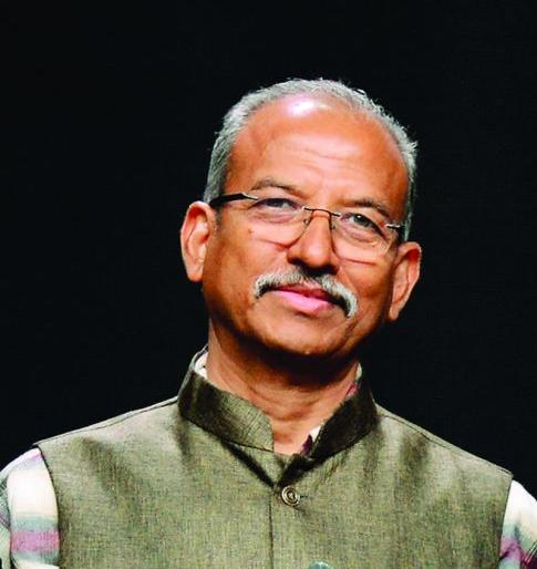 Why is private lab allowed in Mumbai and not in Nagpur? MP Dr. Mahatme's question | खासगी लॅबला मुंबईत परवानगी नागपुरात का नाही? खा. डॉ. महात्मे यांचा प्रश्न Why is private lab allowed in Mumbai and not in Nagpur? MP Dr. Mahatme's question | खासगी लॅबला मुंबईत परवानगी नागपुरात का नाही? खा. डॉ. महात्मे यांचा प्रश्न