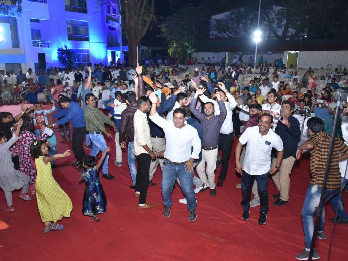 Entrepreneurship employees get energy from entertainment! | महावितरण कर्मचाऱ्यांना मनोरंजनातून मिळाली ऊर्जा ! Entrepreneurship employees get energy from entertainment! | महावितरण कर्मचाऱ्यांना मनोरंजनातून मिळाली ऊर्जा !