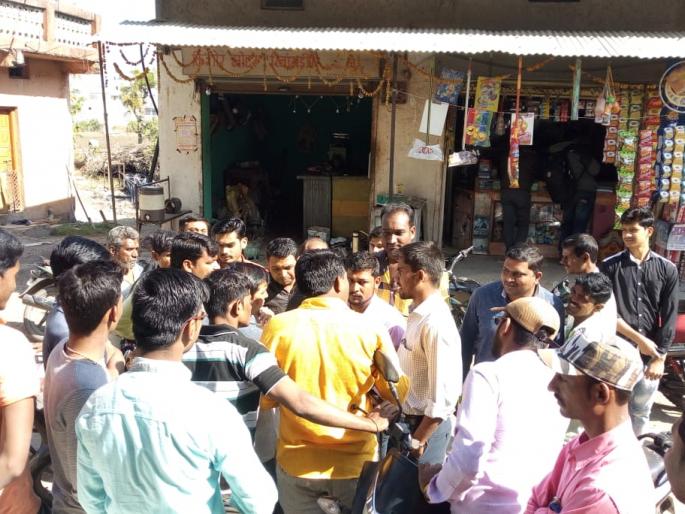 Wrong bills; Farmer's organization aggressive | चुकीचे देयक; शेतकरी संघटना आक्रमक Wrong bills; Farmer's organization aggressive | चुकीचे देयक; शेतकरी संघटना आक्रमक