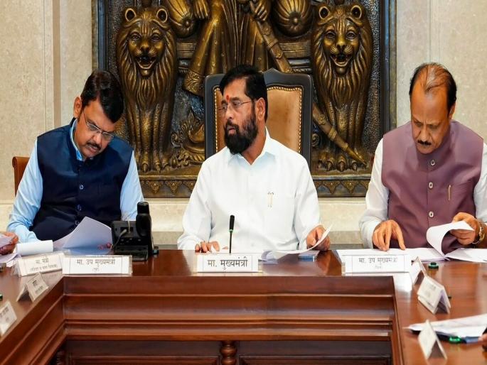 Maharashtra Assembly Election 2024 - Trying to understand the rebel candidates, meeting between CM Eknath Shinde, DCM Devendra Fadnavis at Varsha Bungalow | बंडखोरीचं टेन्शन, अर्ज मागे घेण्यासाठी फक्त काही तास उरलेत; 'वर्षा' बंगल्यावर खलबतं Maharashtra Assembly Election 2024 - Trying to understand the rebel candidates, meeting between CM Eknath Shinde, DCM Devendra Fadnavis at Varsha Bungalow | बंडखोरीचं टेन्शन, अर्ज मागे घेण्यासाठी फक्त काही तास उरलेत; 'वर्षा' बंगल्यावर खलबतं