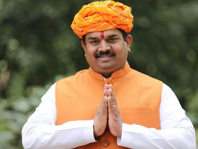 BJP MP Mahendra Singh Solanki claims he got death threat call 'for making videos on Hindutva' cops begin probe | "हिंदुत्वावर व्हिडीओ बनवल्यास...", भाजप खासदाराला फोनवरून जीवे मारण्याची धमकी