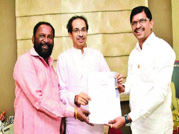 Maharashtra Vidhan Sabha 2019 : Only discussion of Suresh Lad's contradiction? Shiv Sena gives Mahendra Thorve an AB form of nomination | सुरेश लाड यांच्या पक्षांतराची केवळ चर्चाच? शिवसेनेने महेंद्र थोरवेंना दिला उमेदवारीचा एबी फॉर्म