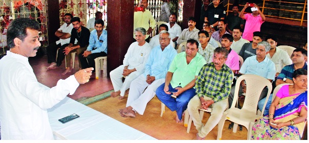 Remove encroach on 24th June - Mahesh Jadhav | अतिक्रमणे २४ जूनपर्यंत काढून घ्या - महेश जाधव Remove encroach on 24th June - Mahesh Jadhav | अतिक्रमणे २४ जूनपर्यंत काढून घ्या - महेश जाधव