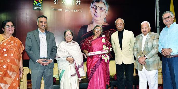 Help the needy writers by avoiding overexpend :Mahesh Elkunchawar | संमेलनातील उधळण टाळून गरजू साहित्यिकांना मदत करावी : महेश एलकुंचवार Help the needy writers by avoiding overexpend :Mahesh Elkunchawar | संमेलनातील उधळण टाळून गरजू साहित्यिकांना मदत करावी : महेश एलकुंचवार