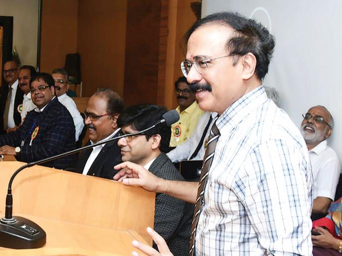 Every year, India digests Rs | दरवर्षी भारतीय पचवतात १ लाख ३४ हजार कोटींची औषधे- महेश झगडे Every year, India digests Rs | दरवर्षी भारतीय पचवतात १ लाख ३४ हजार कोटींची औषधे- महेश झगडे