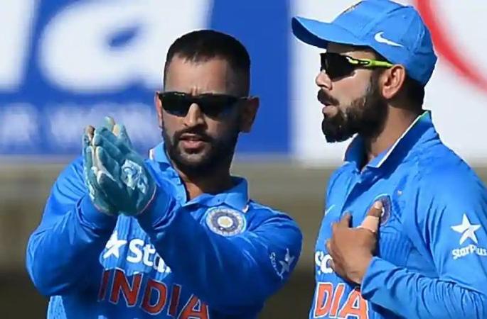 Ms Dhoni is the greatest Than Virat Kohli, world champion captain Kapil Dev's sixer | कोहलीपेक्षा धोनी महान, विश्वविजेते कर्णधार कपिल देव यांचा षटकार