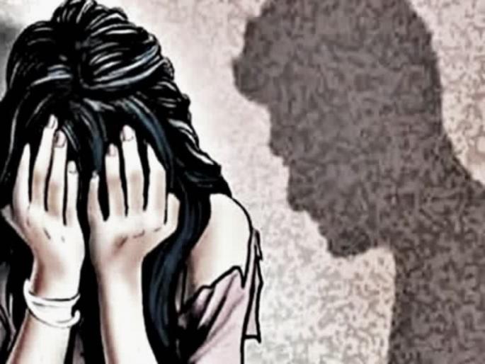 Lakhs of rupees were looted by torturing a woman | महिलेवर अत्याचार करुन लाखो रुपयांना लुबाडले Lakhs of rupees were looted by torturing a woman | महिलेवर अत्याचार करुन लाखो रुपयांना लुबाडले