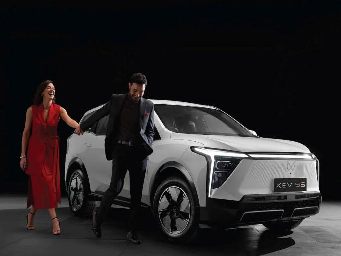 Full family...! Mahindra's seven-seater electric SUV XEV 9S launched; Price starts from 19.95 lakhs, range 500 Km! | फुल फॅमिली...! महिंद्राची सात सीटर इलेक्ट्रिक एसयूव्ही लाँच; २० लाखांच्या आत, रिअल रेंज ५०० Km! Full family...! Mahindra's seven-seater electric SUV XEV 9S launched; Price starts from 19.95 lakhs, range 500 Km! | फुल फॅमिली...! महिंद्राची सात सीटर इलेक्ट्रिक एसयूव्ही लाँच; २० लाखांच्या आत, रिअल रेंज ५०० Km!