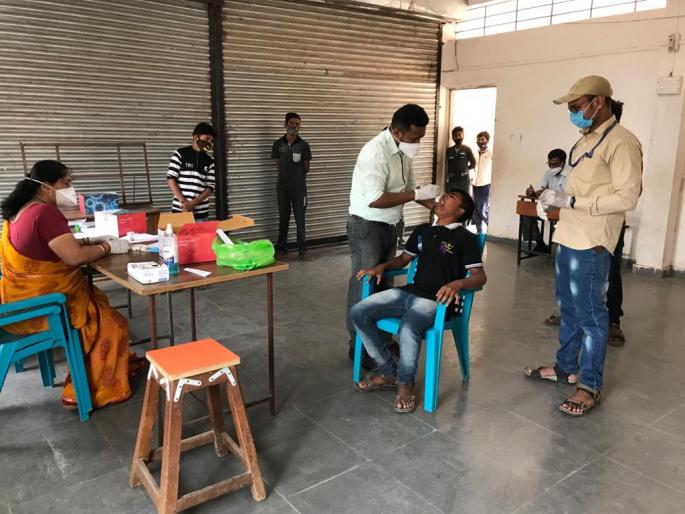 Three students from that school in Mahesal, one female soldier positive, two relatives positive | म्हैसाळच्या त्या विद्यालयातील तीन विध्यार्थी, महिला शिपाई पॉझिटिव्ह Three students from that school in Mahesal, one female soldier positive, two relatives positive | म्हैसाळच्या त्या विद्यालयातील तीन विध्यार्थी, महिला शिपाई पॉझिटिव्ह