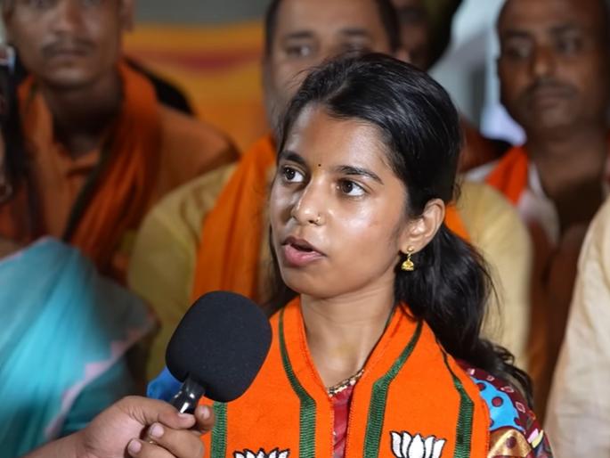 Video: "How can I say it on camera, it's personal..."; BJP candidate maithili thakur answer to the question of blueprint | Video: "मी कॅमेऱ्यावर कसं सांगू, ते वैयक्तिक..."; ब्ल्यू प्रिंटवर भाजपा उमेदवाराचं उत्तर व्हायरल