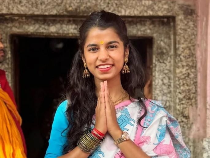 Bihar Election 2025 result Maithili Thakur reaction over taking lead alinagar seat | Maithili Thakur : "मला माझं यश दिसतंय, पण...", आघाडी घेताच लोकप्रिय गायिका मैथिली ठाकूरची पहिली प्रतिक्रिया