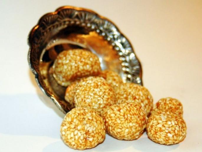 Makar Sankranti 2018: never do these five things on makarsankranti | Makar Sankranti 2018 : मकर संक्रांतीच्या दिवशी या पाच गोष्टी चुकूनही करू नका Makar Sankranti 2018: never do these five things on makarsankranti | Makar Sankranti 2018 : मकर संक्रांतीच्या दिवशी या पाच गोष्टी चुकूनही करू नका