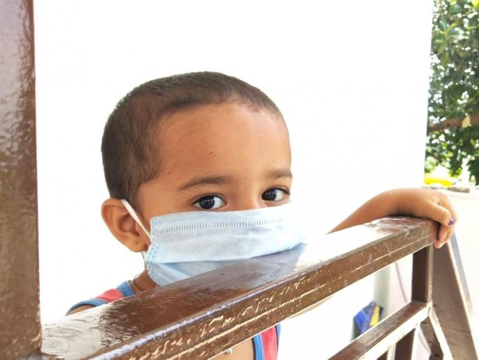 CoronaVirus: Children above 2 years old must wear a mask, but...; Expert said | CoronaVirus: २ वर्षांपर्यंतच्या मुलांना मास्क नको, पण...; टास्क फोर्सच्या सदस्यांचे केंद्राच्या उलट मत CoronaVirus: Children above 2 years old must wear a mask, but...; Expert said | CoronaVirus: २ वर्षांपर्यंतच्या मुलांना मास्क नको, पण...; टास्क फोर्सच्या सदस्यांचे केंद्राच्या उलट मत