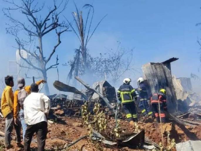 Rehabilitate those affected by the bush fire at Jamrishi Nagar, Malad; MLA Sunil Prabhu's demand to the Chief Minister | मालाडच्या जामऋषी नगर येथील झोडपट्टीला लागलेल्या आगीतील बाधितांचे पुनर्वसन करा; आमदार सुनील प्रभू यांची मुख्यमंत्र्यांकडे मागणी Rehabilitate those affected by the bush fire at Jamrishi Nagar, Malad; MLA Sunil Prabhu's demand to the Chief Minister | मालाडच्या जामऋषी नगर येथील झोडपट्टीला लागलेल्या आगीतील बाधितांचे पुनर्वसन करा; आमदार सुनील प्रभू यांची मुख्यमंत्र्यांकडे मागणी