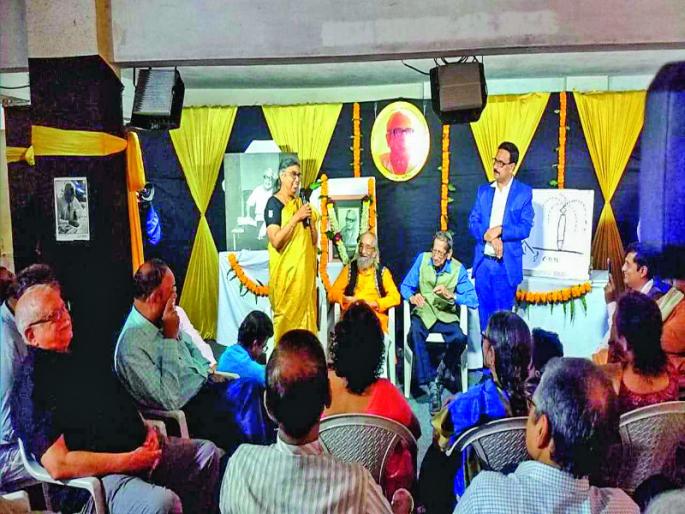 open Uncovered social aspects of P L deshpande and sunitabai in malti madhav home | पुलं आणि सुनिताबाईंचे उलगडले सामाजिक पैलू open Uncovered social aspects of P L deshpande and sunitabai in malti madhav home | पुलं आणि सुनिताबाईंचे उलगडले सामाजिक पैलू