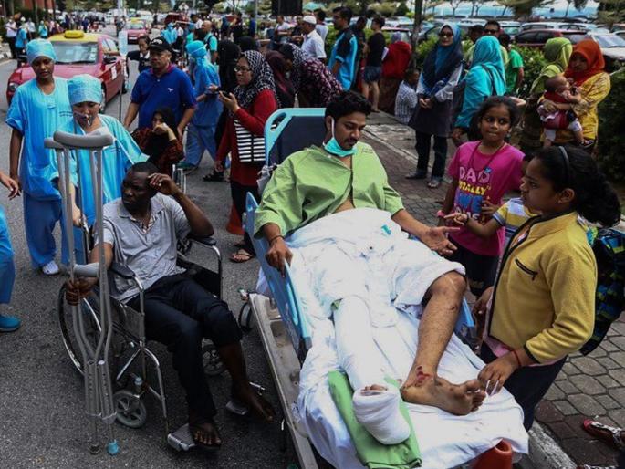 23 students die in Malaysia's worst 20 years of school fire, two employees | मलेशियामधील शाळेत गेल्या 20 वर्षातील भीषण आग, दोन कर्मचा-यांसह 23 विद्यार्थ्यांचा मृत्यू